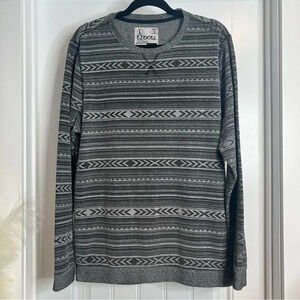 Ezekiel Gray‎ and White Geometric Design Long Sleeved Pullover. Size Large.